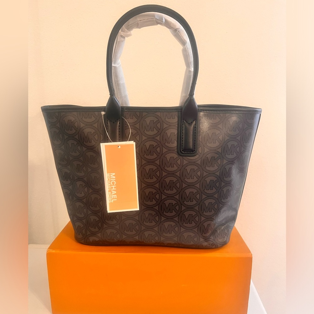 Small purse Michael Kors